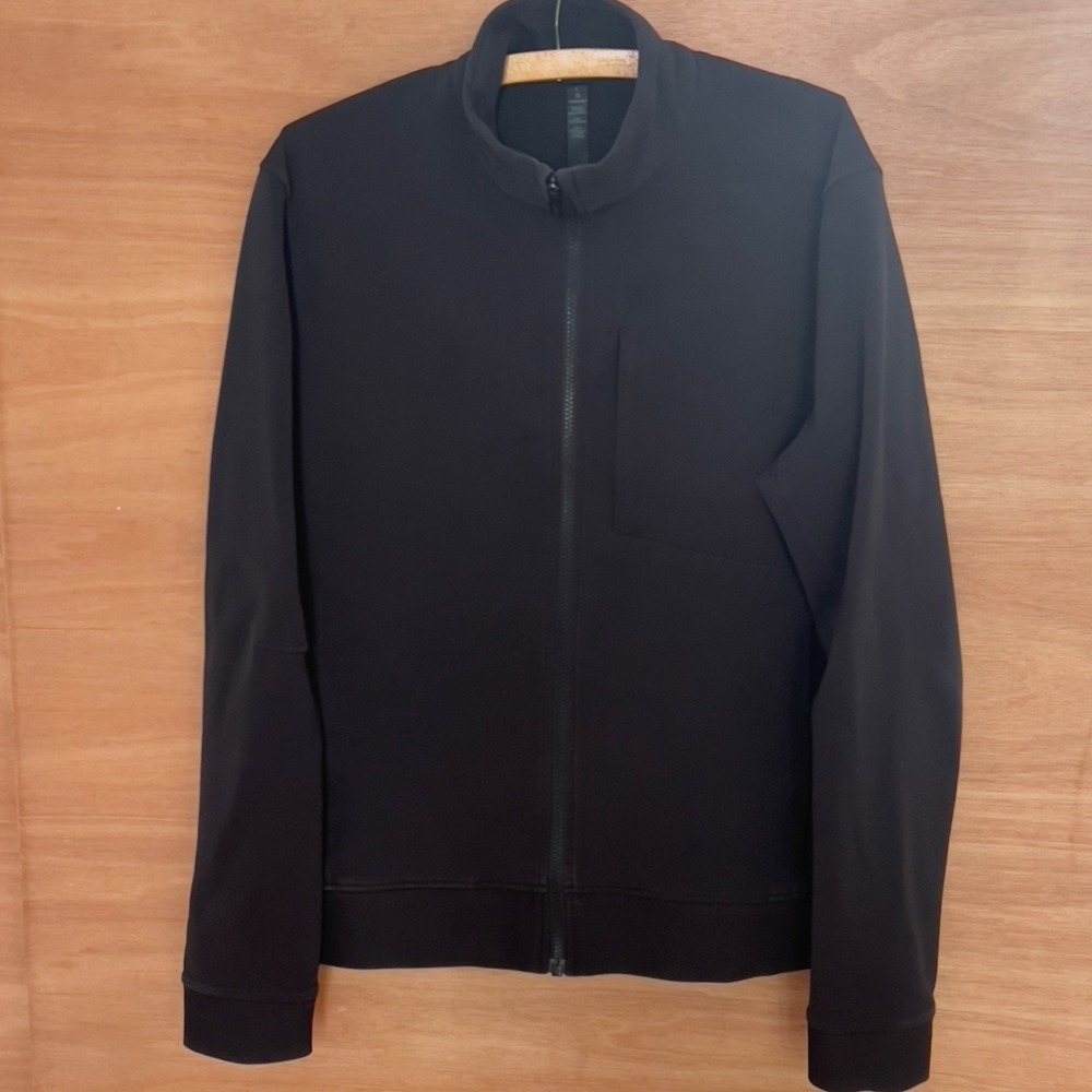 Lululemon Sojourn full zip up jacket men's sz L black pockets‎ casual Warpstreme